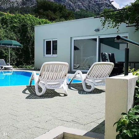 Klarisa Apartment Makarska