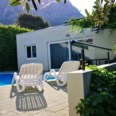 Klarisa * Makarska